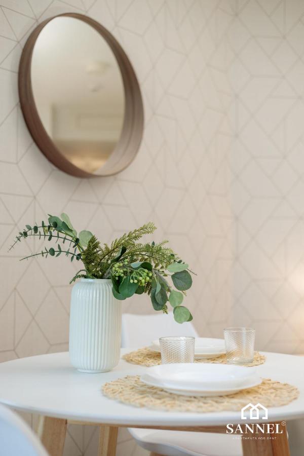 Apartament Horizon Z Dostepem Do Basenow,Strefy Saun,Jacuzzi- Pinea Apartments Pobierowo-Sannel Apartments For Rent Экстерьер фото